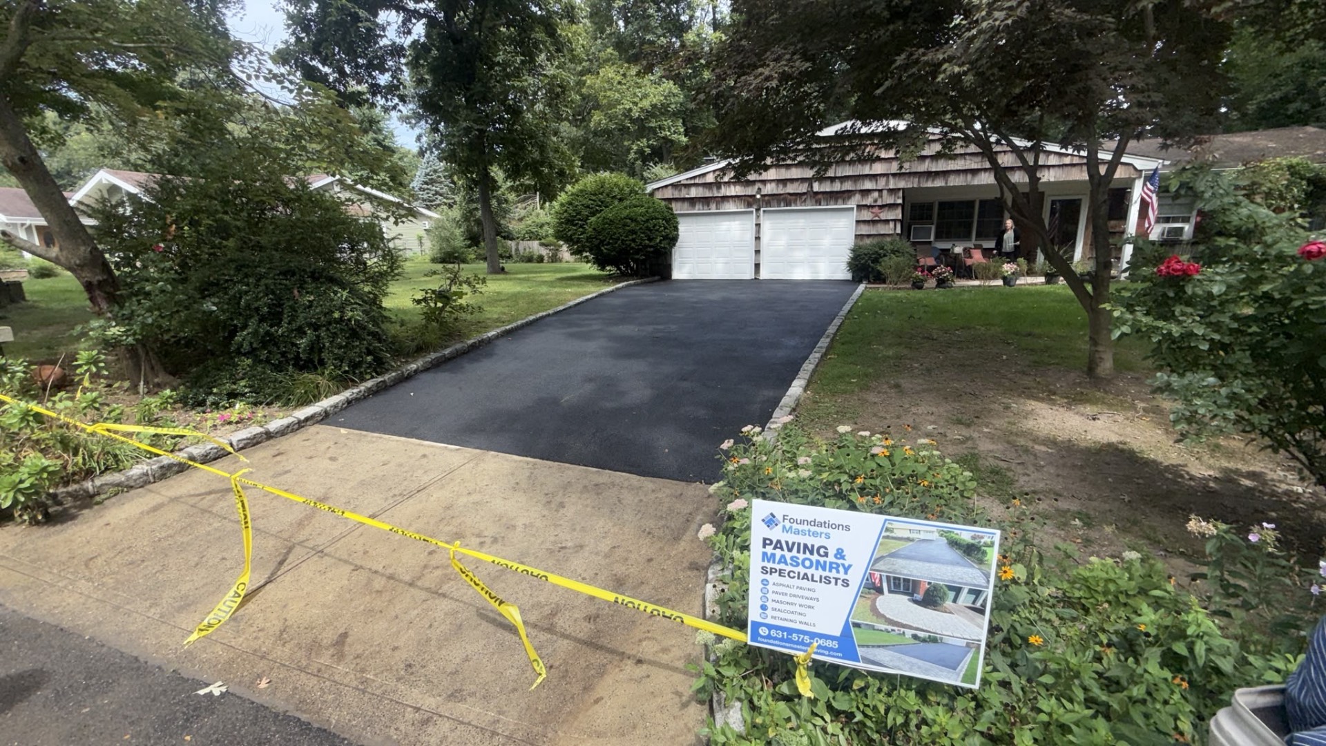 New Driveway with Granite Cobble Edge